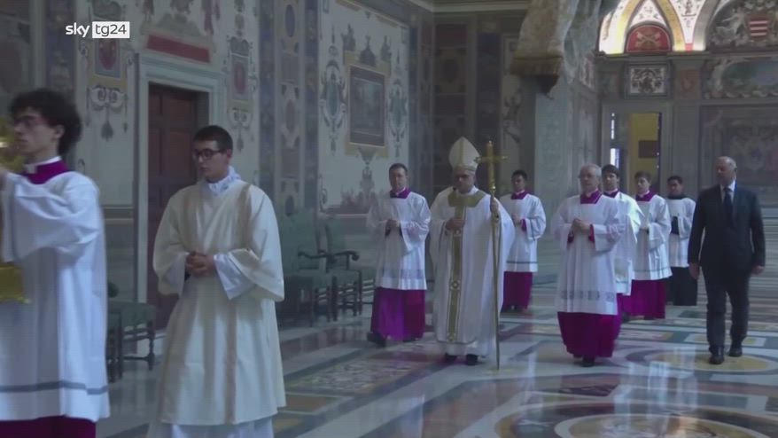 Papa Leone XIV nella Cappella Sistina per celebrare messa
