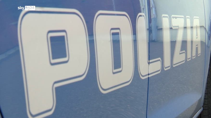 Primario Piacenza arrestato, dalle immagini e microspie quello che acacdeva nel suo studio