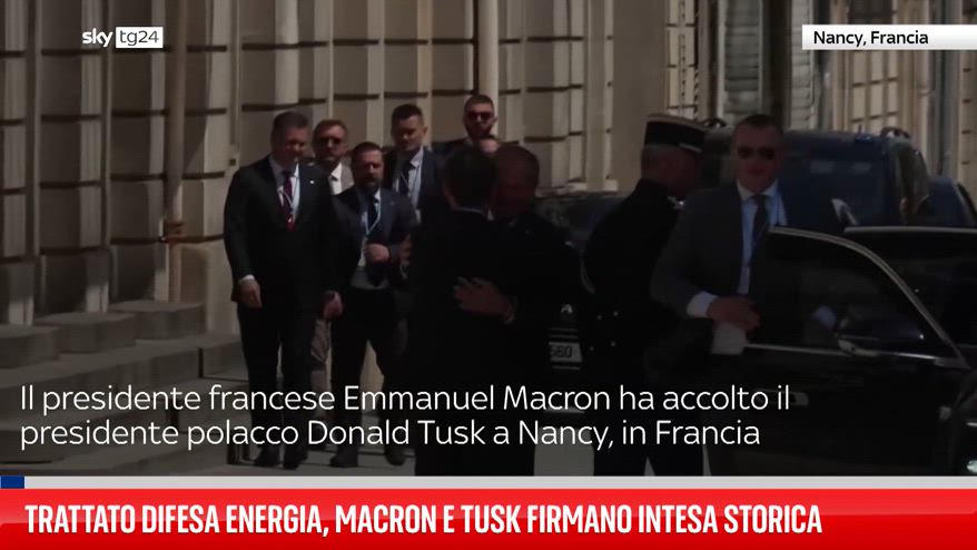 Macron accoglie Tusk per firmare il trattato su difesa ed energia