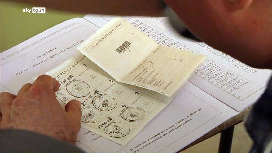La Russa invita a non votare al referendum