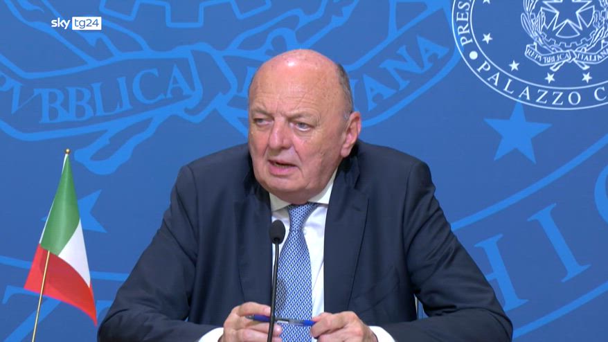 Pichetto: Italia appoggia Ue per stop a gas russo nel 2027