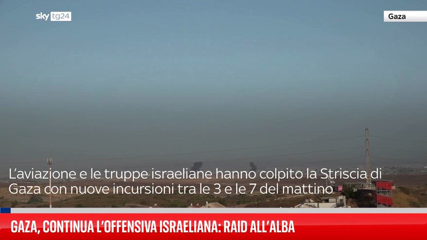 Gaza, continua l’offensiva israeliana: raid all’alba