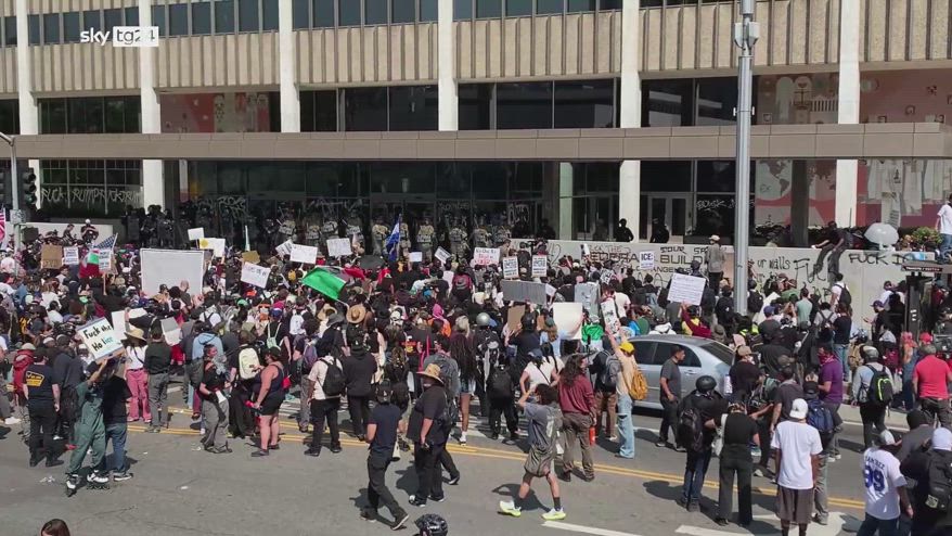Los Angeles, quarto giorno di proteste contro Trump