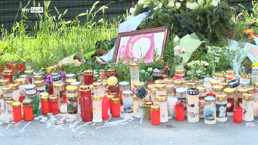 Sparatoria Austria, l'assalitore ha sparato per sette minuti consecutivi 
