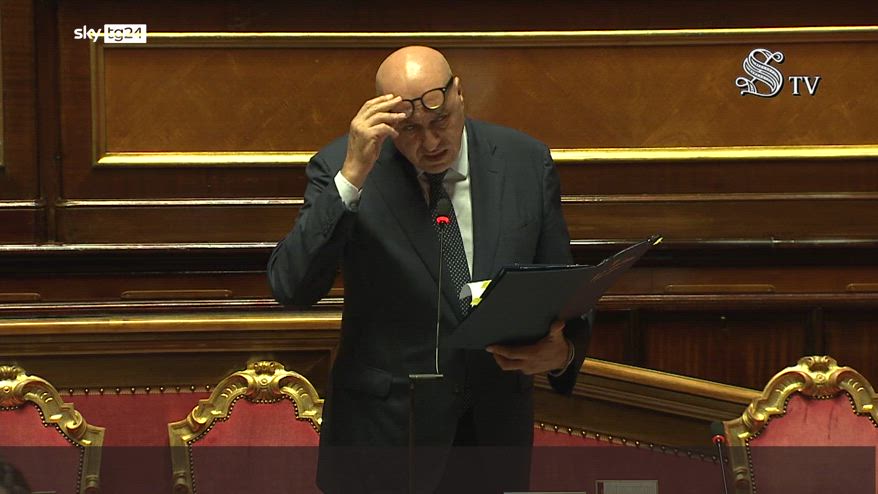 Difesa, Crosetto: Nessun aumento spese senza passare dal Parlamento