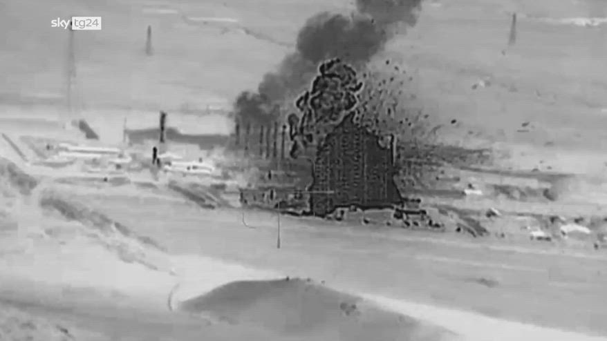 Iran, Israele colpisce diversi siti nucleari del paese