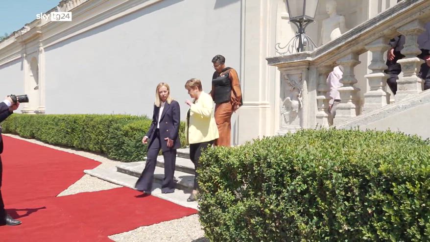 Piano Mattei, vertice tra Italia, Ue e paesi africani. Meloni: impegno da 1,2 miliardi