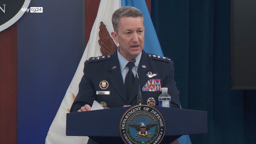 Il capo dell'Air Force: Operazione B-2 più grande di sempre