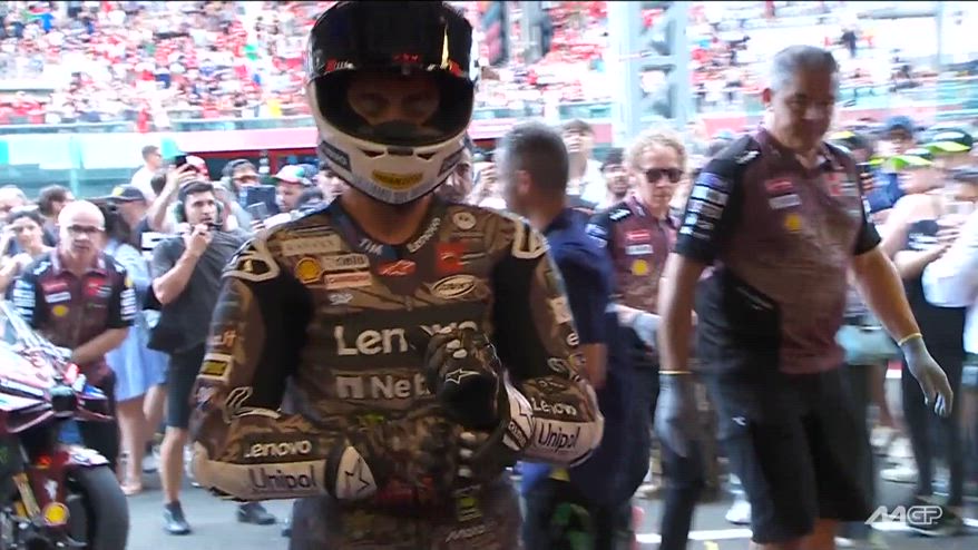 GP Italia, il rientro di Bagnaia nel box Ducati
