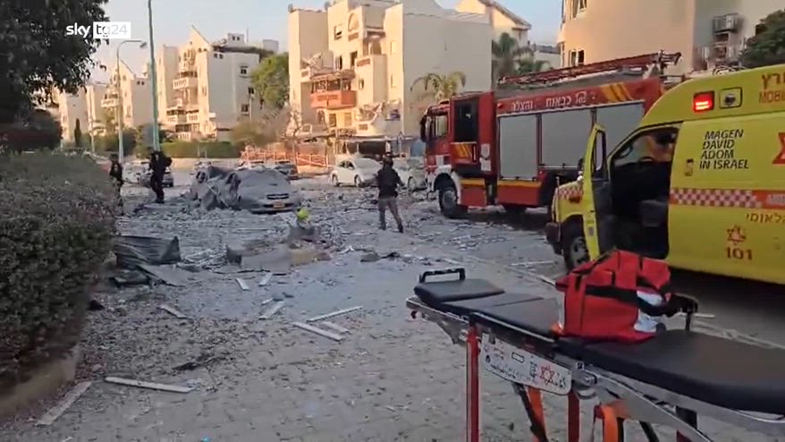 Israele, 3 morti a Beer Sheva per impatto missile dall'Iran