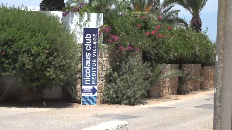18enne scomparsa, cellulare e passaporto in camera