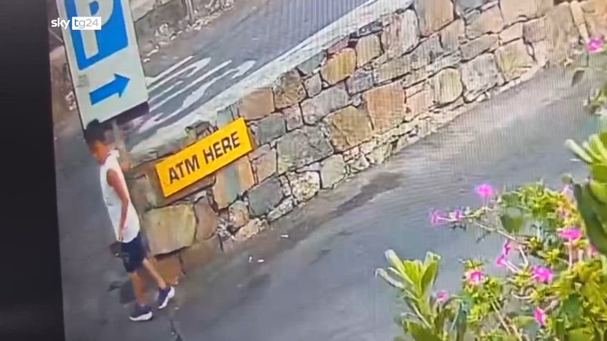 Ventimiglia, le ultime immagini del bimbo scomparso