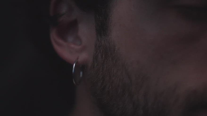 VIDEO - Revelè presenta il singolo 'O Mar 'O Mar