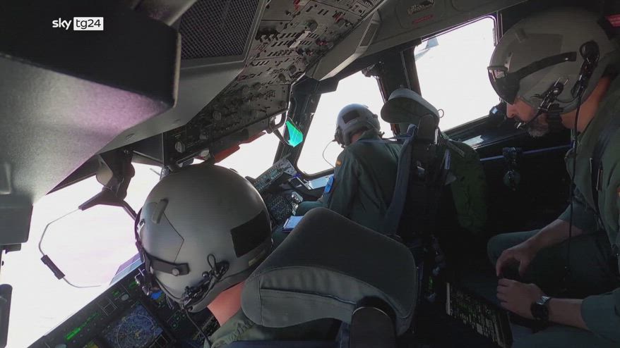 La Spagna lancia 12 tonnellate di aiuti umanitari su Gaza