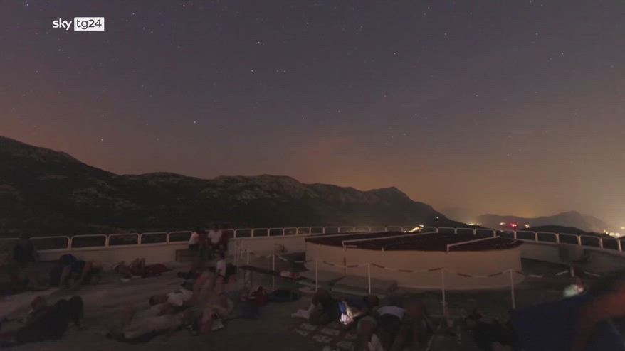Croazia, pioggia di meteoriti illumina il cielo