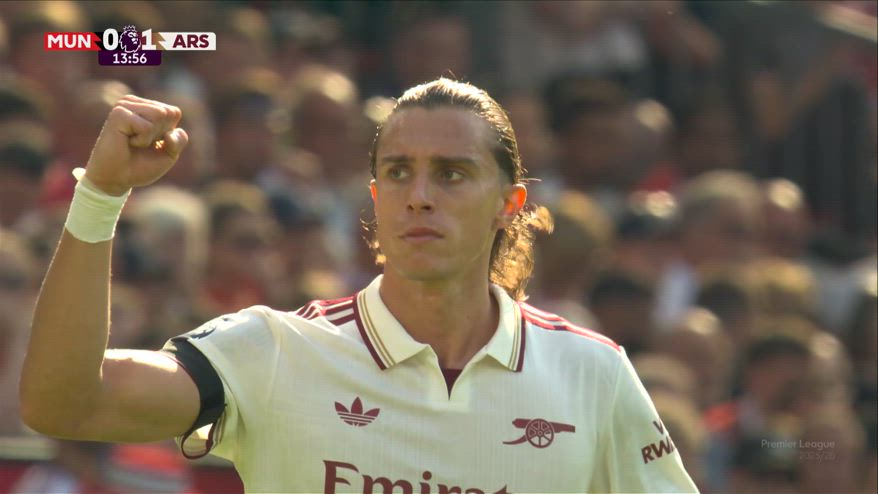 Calafiori decide Man United-Arsenal: il video del gol
