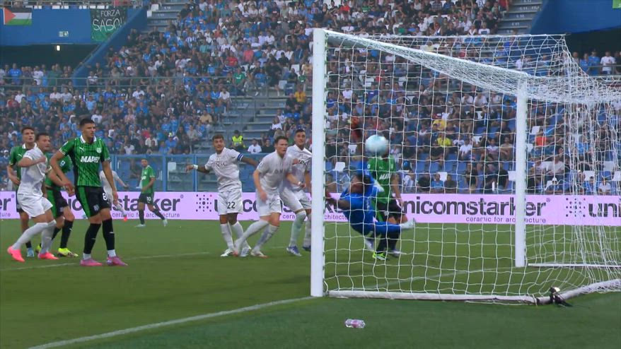 De Bruyne, gol all'esordio in Sassuolo-Napoli su punizione