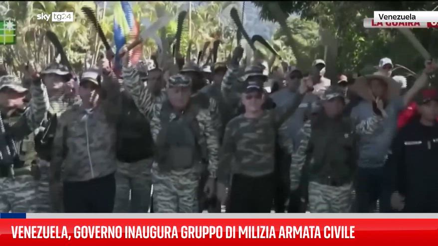 Venezuela, governo inaugura gruppo di milizia armata civile