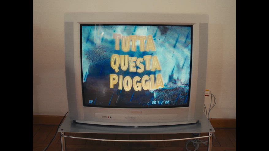 VIDEO - Giovedì presentano Tutta Questa Pioggia