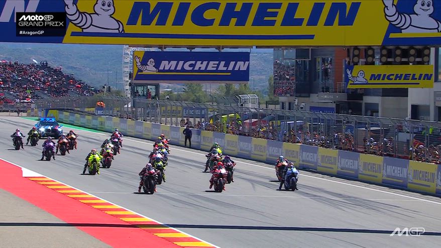 Gp Aragon, la partenza della MotoGP