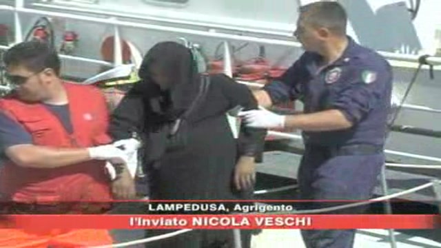 Partorisce durante i soccorsi 