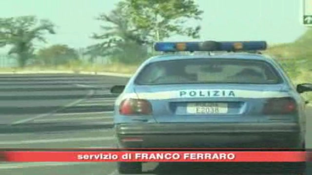 Napoli, rom tenta rapimento bimba