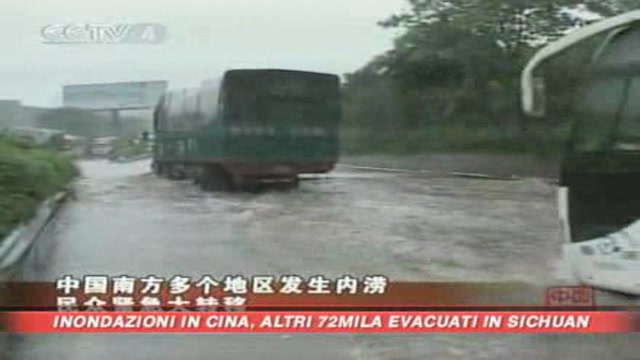 Inondazioni Cina, 72 mila evacuati