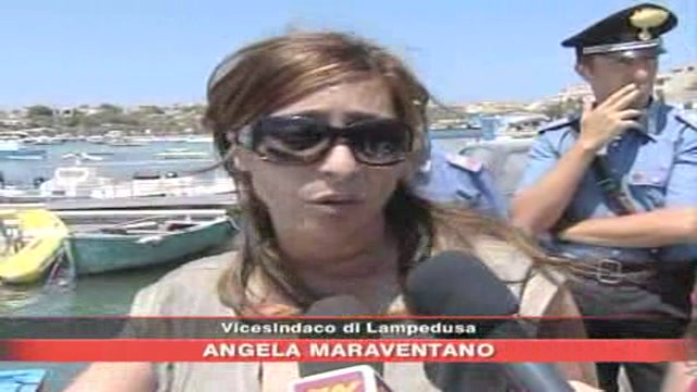 Lampedusa, protesta vicesindaco