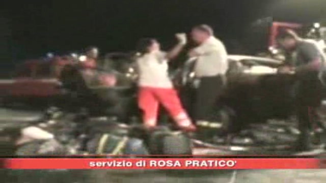 Incidenti, intera famiglia distrutta in Calabria