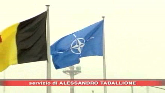 Intesa Italia-Libia, la Nato: Gheddafi? Ci fidiamo di Roma