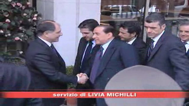 Voto agli immigrati, Berlusconi: Nessun incidente con Fini