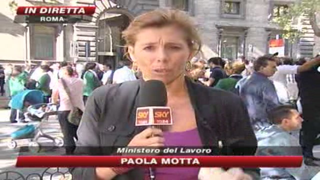 Alitalia, proteste davanti al Ministero del Lavoro