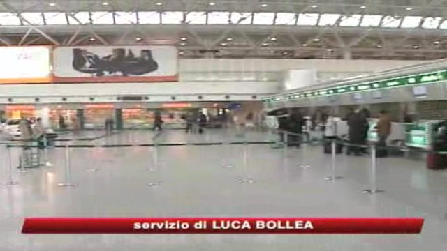 Alitalia, Berlusconi: Cai o fallimento. Chiusura dei piloti