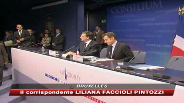 Bruxelles, Sarkozy detta la linea per il G20 di Washington