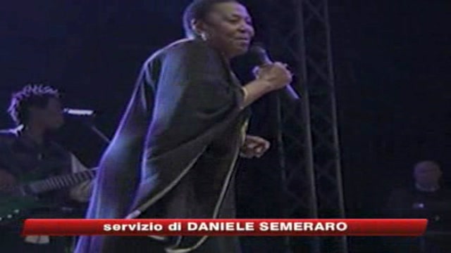 La salma di Miriam Makeba rientra in Sudafrica