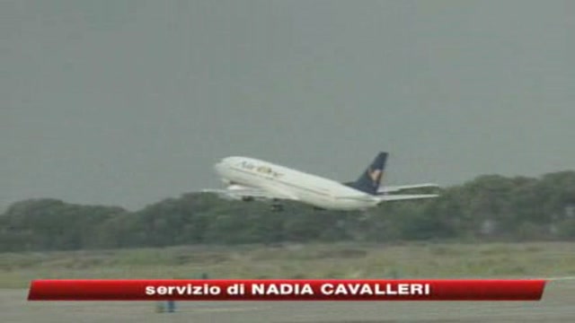Alitalia, Air One e Cai firmano l'accordo per l'integrazione