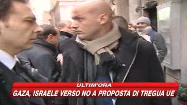 2009 secondo Berlusconi: 1000 euro in più per ogni italiano
