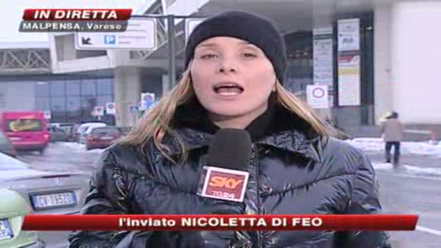 Milano sotto la neve, crolla tettoia: muore un 46enne