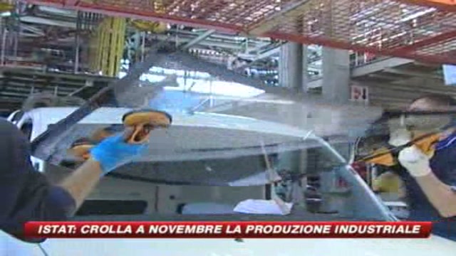 Crisi, l'Italia è ferma: crolla produzione industriale