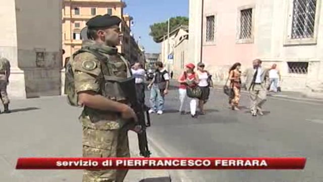Sicurezza, Berlusconi: servono più militari nelle città