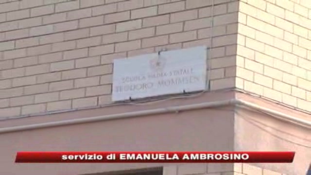 Roma, adescava bimbi davanti a scuola: arrestato