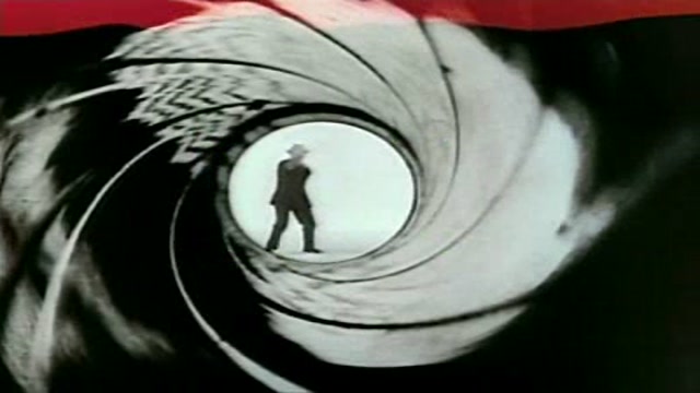 AGENTE 007, MISSIONE GOLDFINGER - IL TRAILER