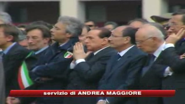 La promessa solenne di Berlusconi: nessuno restera solo