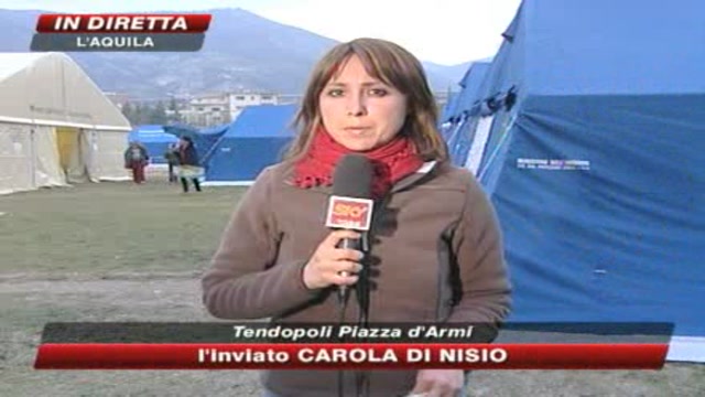 Terremoto Abruzzo, nelle tendopoli c'è freddo