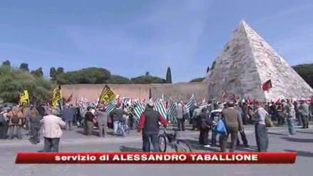 25 Aprile, a Roma slogan anti-Alemanno