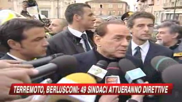 Abruzzo, Berlusconi: I 49 sindaci assegneranno le case