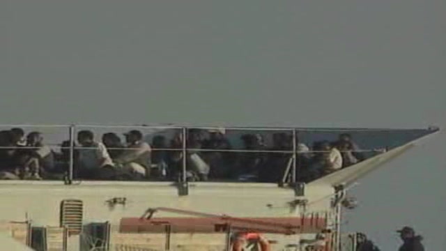Immigrazione, riportati in Libia altri 162 clandestini