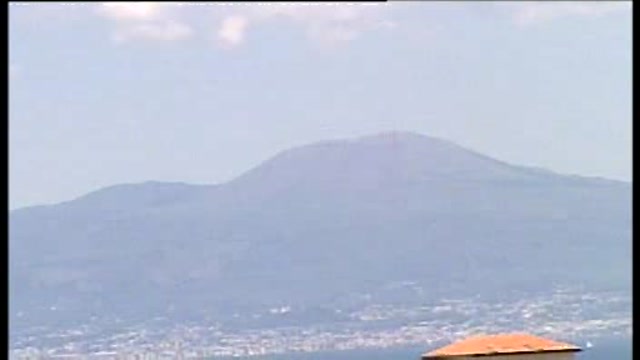 Sastre vince sul Vesuvio, Menchov resta in rosa