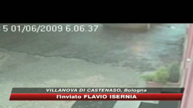 Bologna, le immagini delle fasi del sequestro Azzolini
