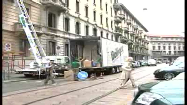 Trasloco nella via di Kakà a Milano